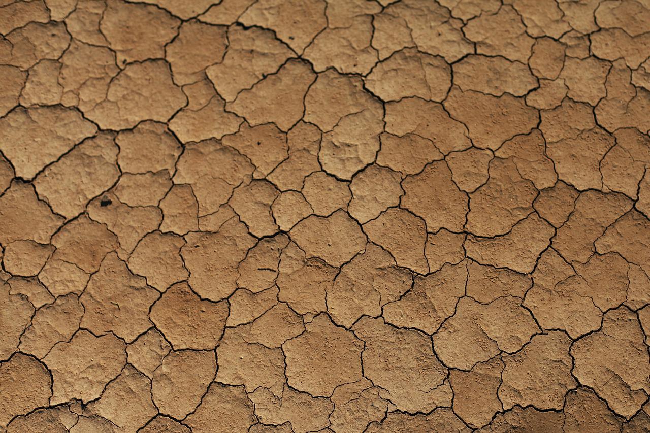 sand, desert, dryness-2329153.jpg